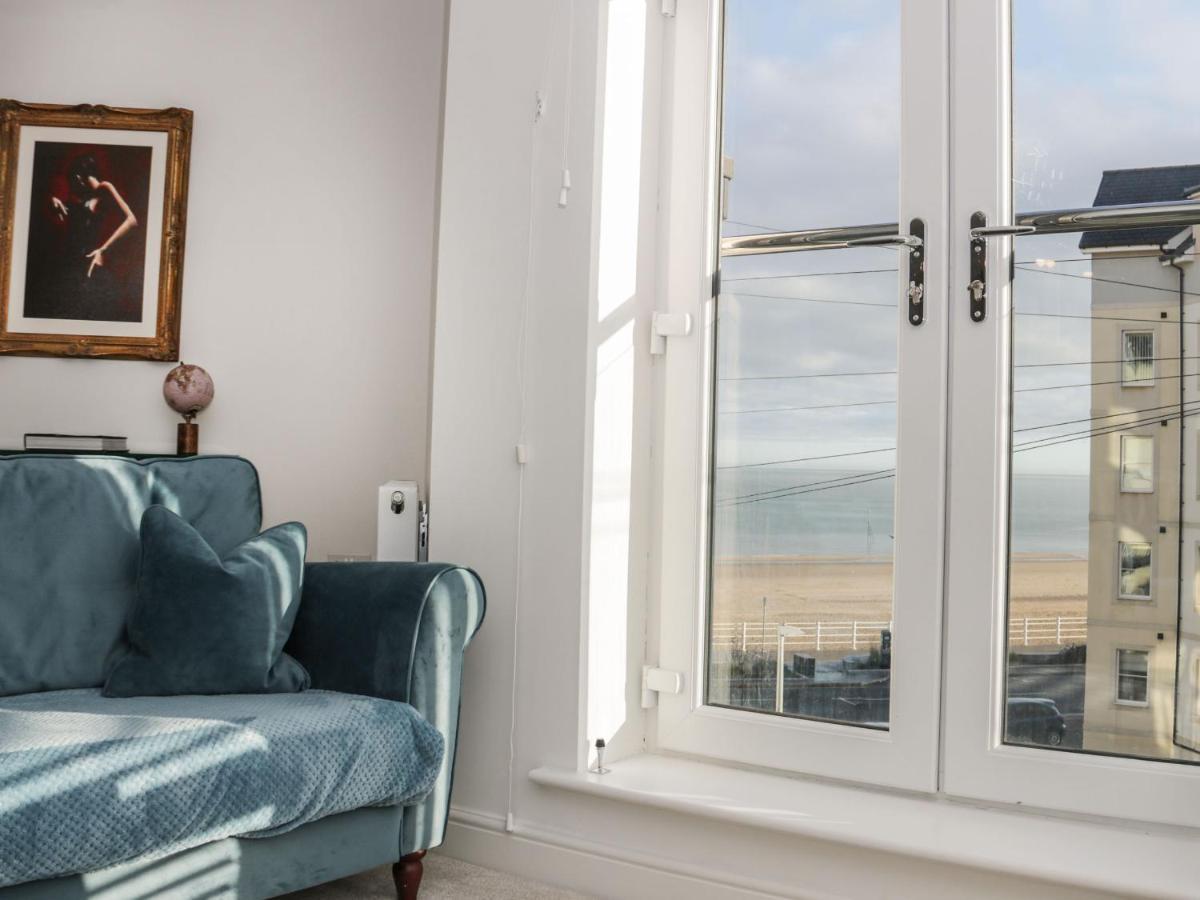 Beach House Rhôs-on-Sea Esterno foto
